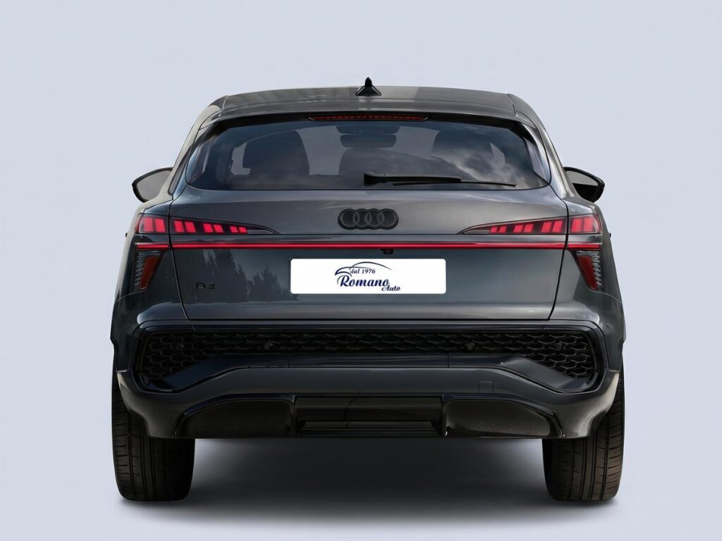 NEW Audi Q3 SPB TDI 110 kW S tronic S Line edition