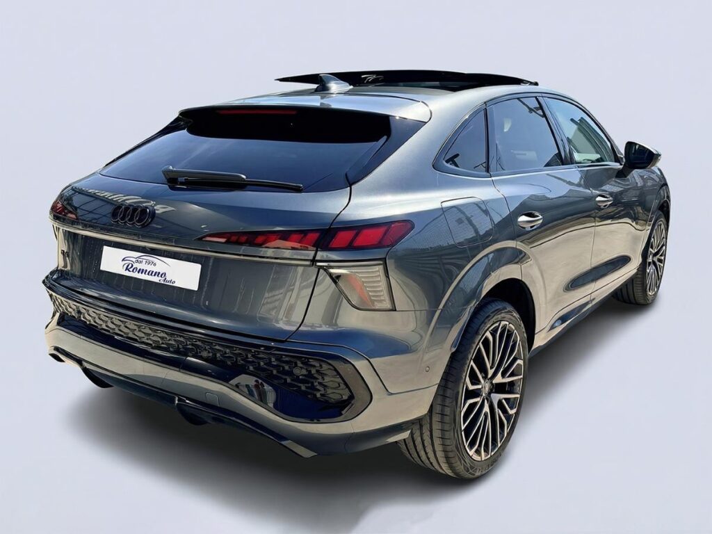 NEW Audi Q3 Sportback 35 2.0Tdi SLINE#TETTO APRIBILE!