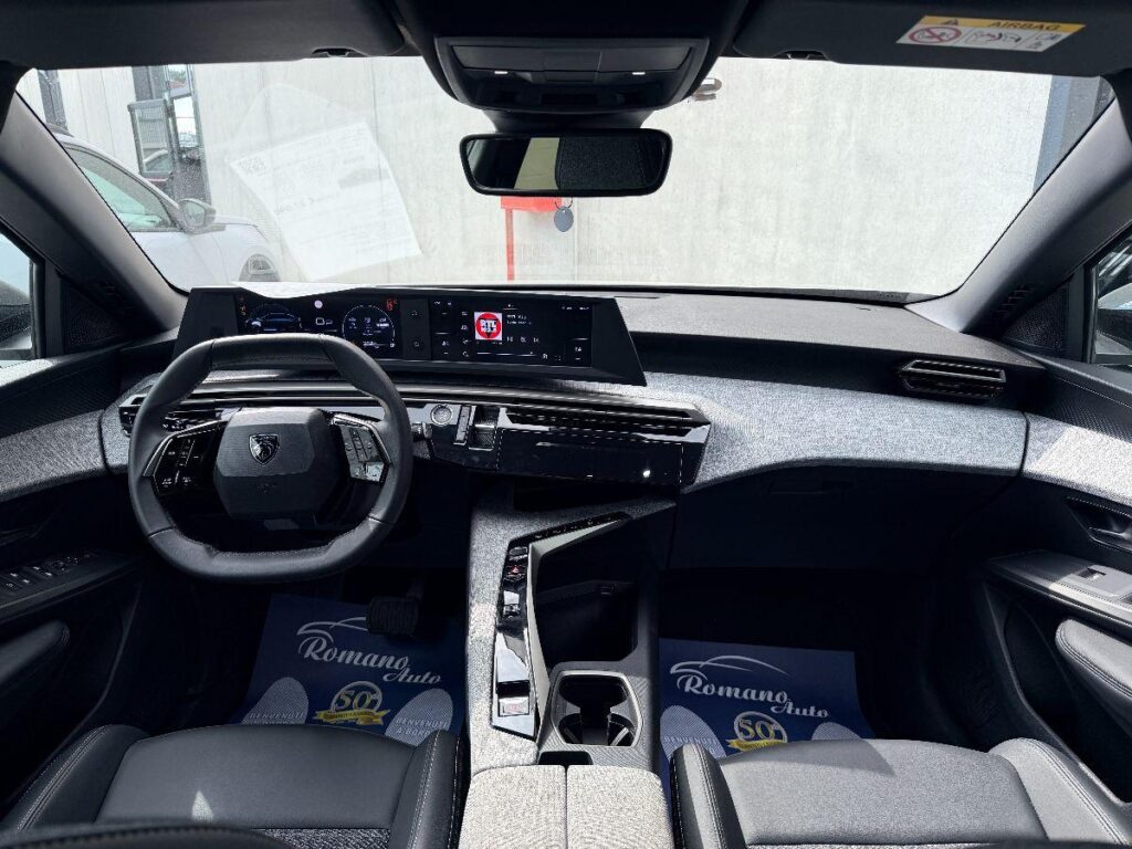 NEW PEUGEOT - 3008  1.2 hybrid Allure 136cv e-dcs6