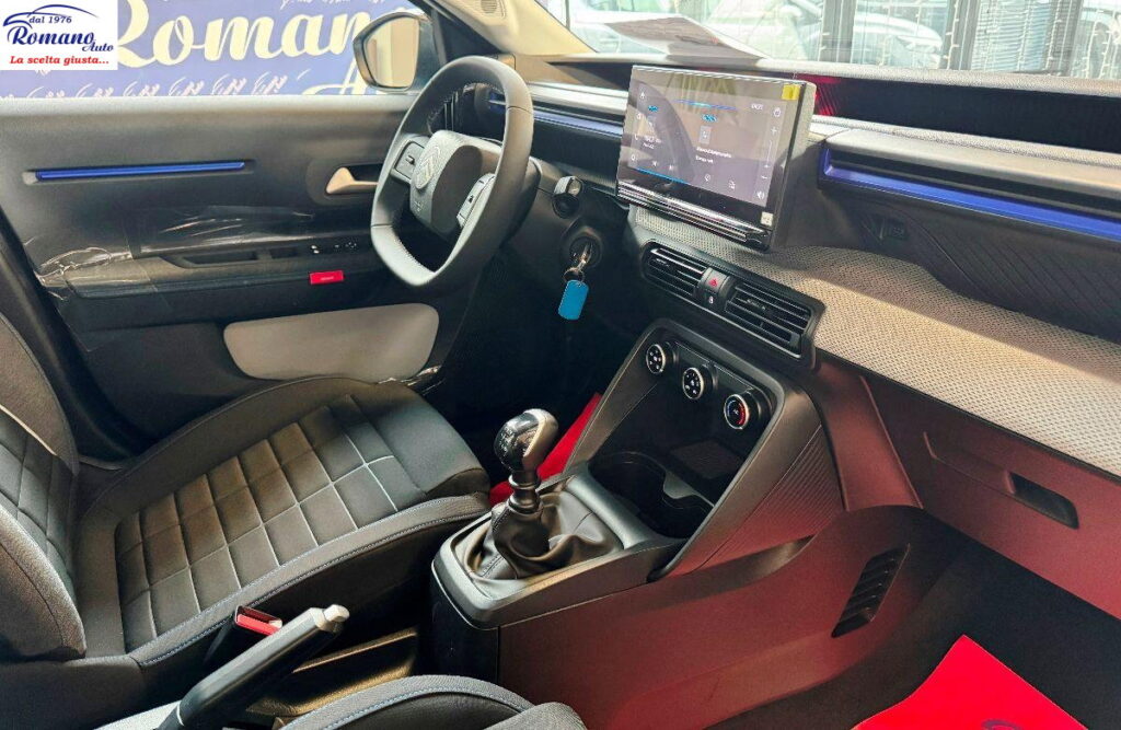 NEW CITROEN - C3 - PureTech 100  Plus#CARPLAY!