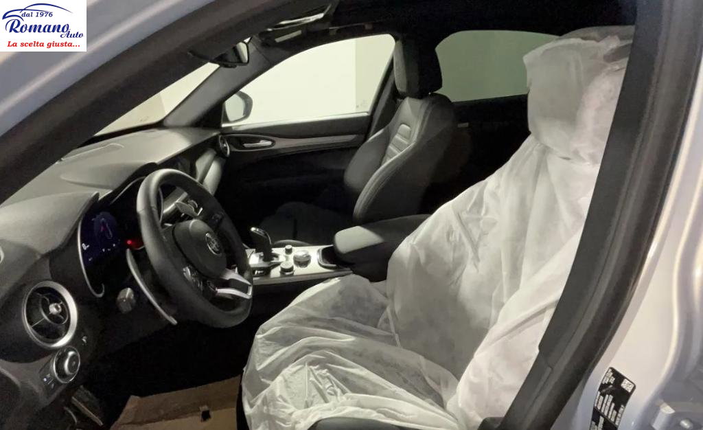 NEW ALFA ROMEO - Stelvio - 2.2 T.diesel 210CV AT8 Q4 Veloce