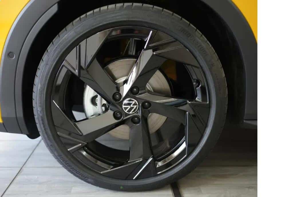 NEW Volkswagen T-Roc 1.5 eTSI ACT 150 CV DSG R-Line#RETROCAMERA!