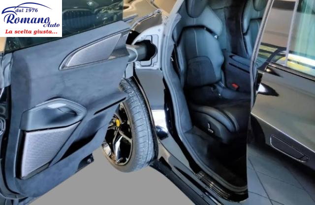 New Ferrari Purosangue 6.5 V12 725cv - Iva Esposta