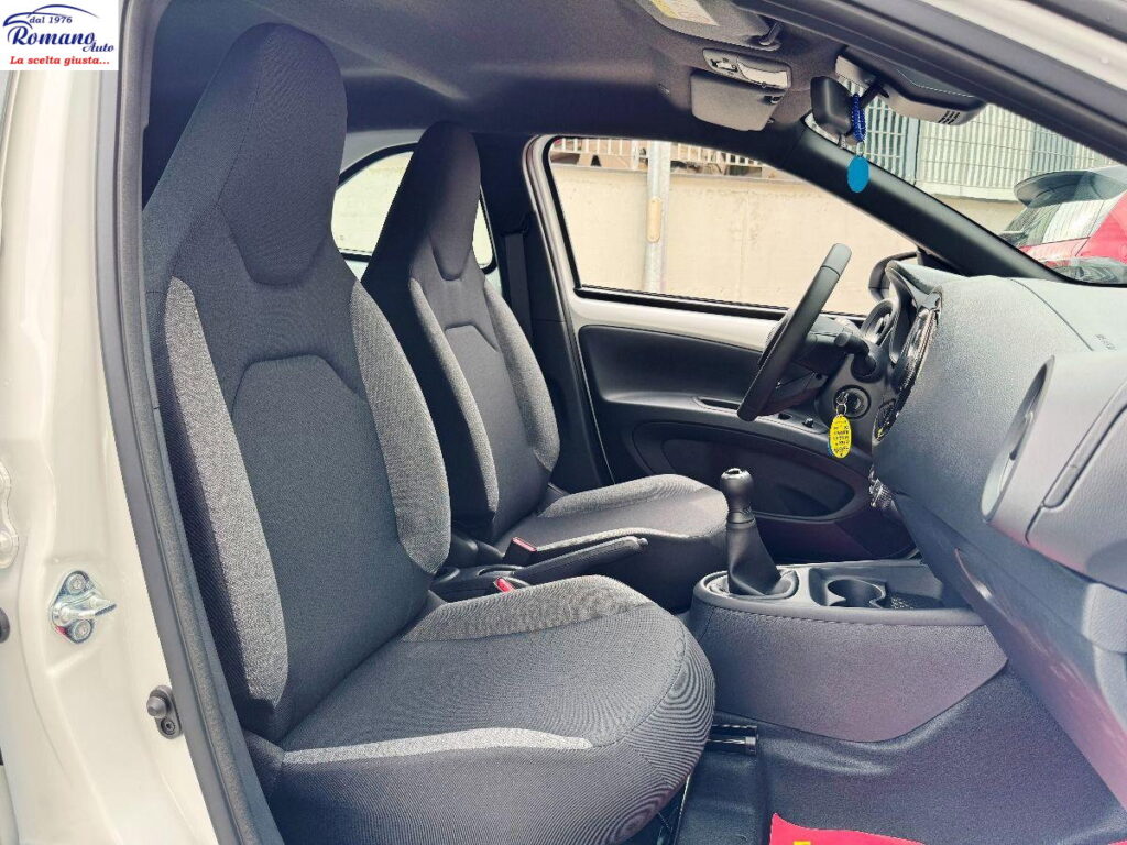 TOYOTA - Aygo  X 1.0 Active 72cv#GARANZIA 3 ANNI TOYOTA!