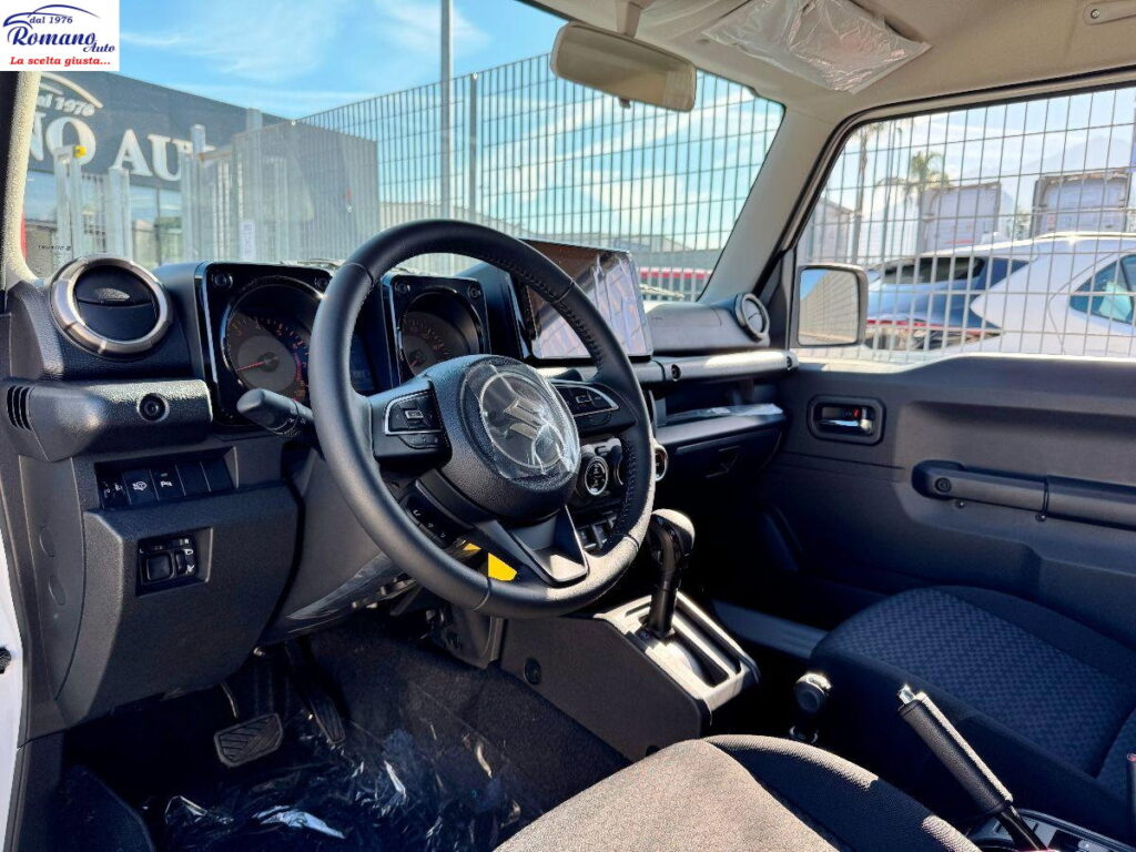 New Suzuki Jimny 1.5 102CV GLX 5P