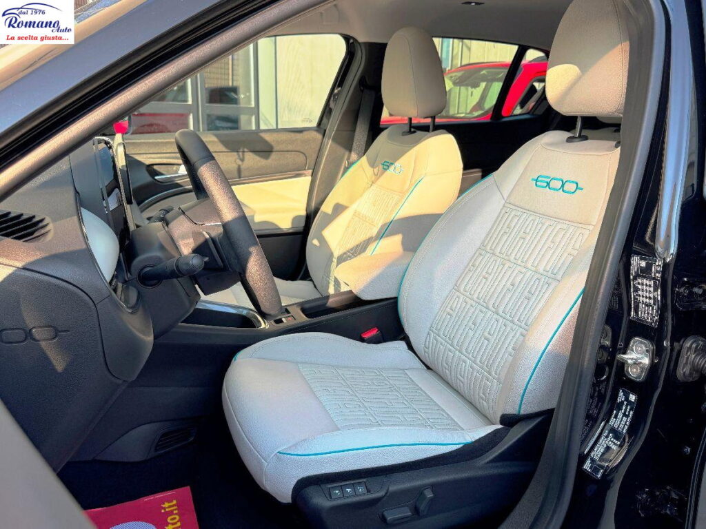 NEW FIAT - 600 - Hybrid DCT MHEV La Prima