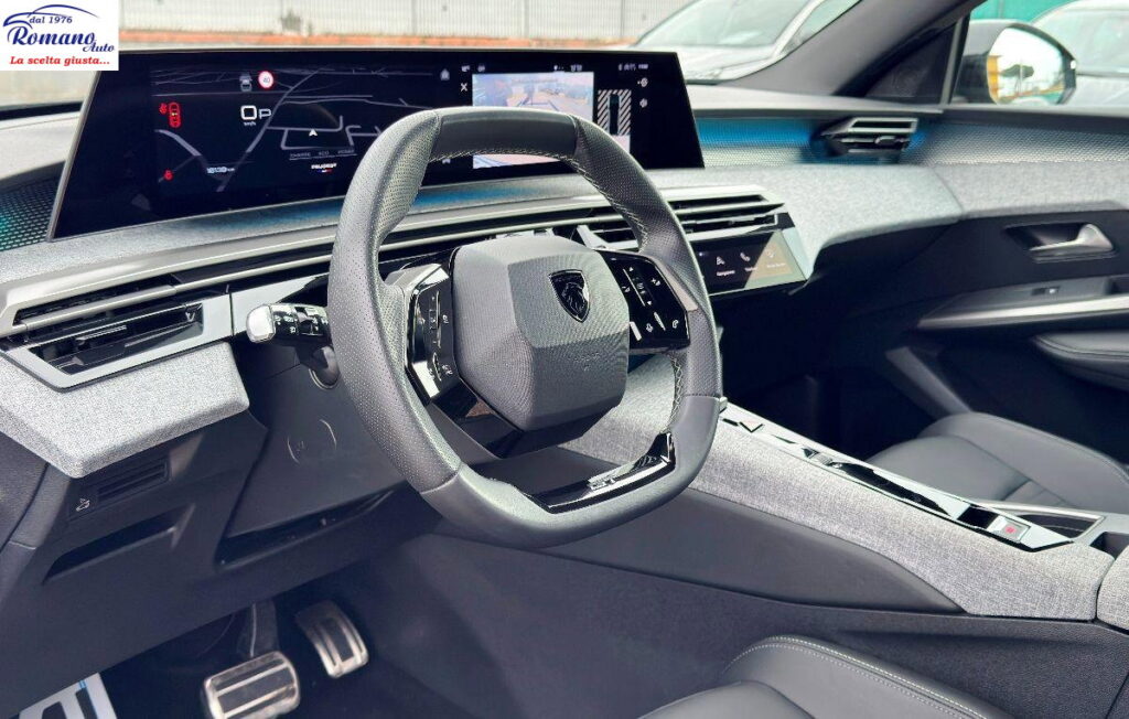 NEW PEUGEOT - 3008  1.2 hybrid GT 136cv e-dcs6