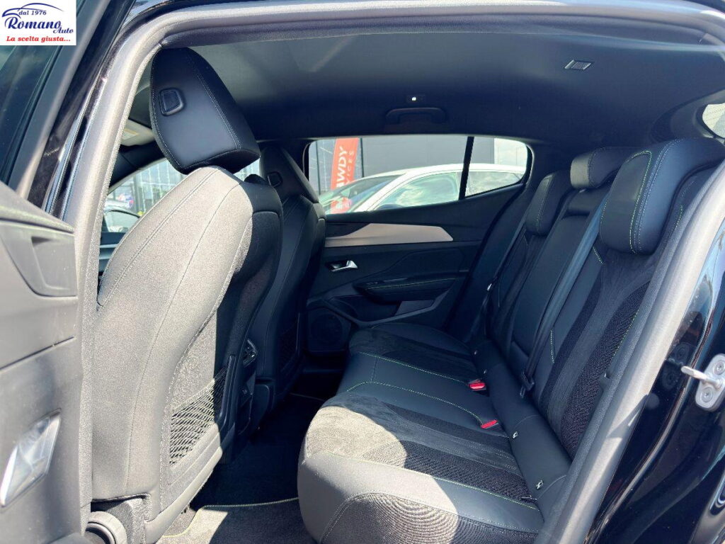 NEW 408 Hybrid 136 e-DCS6 GT