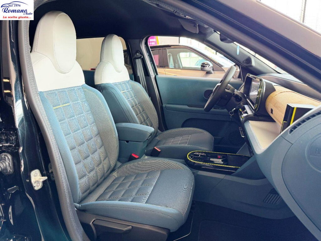 FIAT - Grande Panda - 1.2 Hybrid 110 S&S La Prima