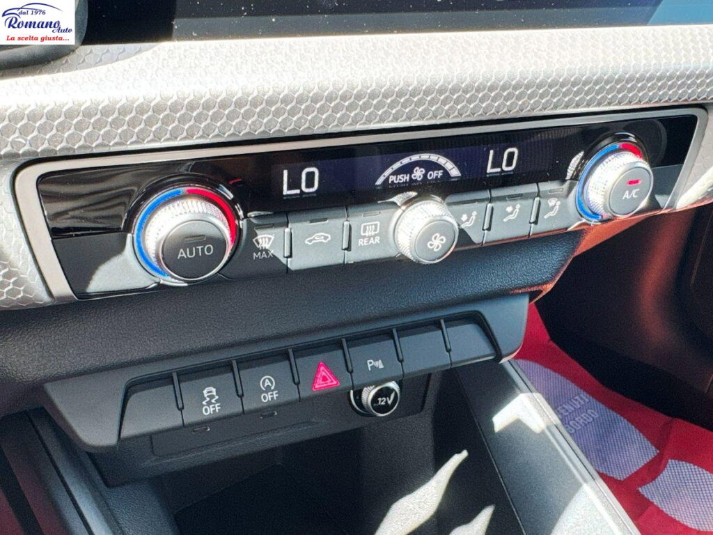 AUDI - A1 Sportback 30 TFSI S tronic Identity Black#S-LINE INTERNO!