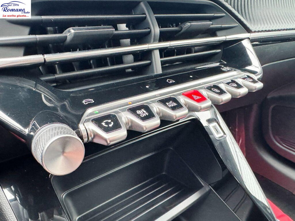 NEW Peugeot 208 1.2 Hybrid 110cv e-DCS6 Style#2 ANNI GARANZIA PEUGEO!