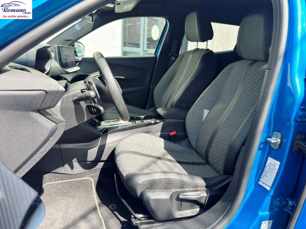 NEW PEUGEOT - 2008  1.5 bluehdi Allure 130 eat8#RETROCAMERA!