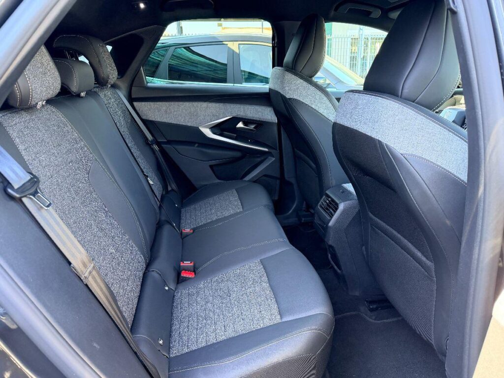 NEW PEUGEOT - 3008  1.2 hybrid Allure 136cv e-dcs6