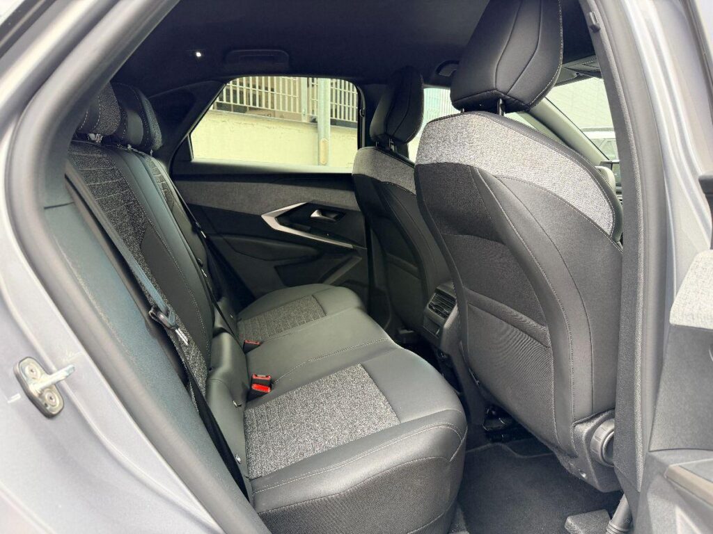 NEW PEUGEOT - 3008  1.2 hybrid Allure 136cv e-dcs6