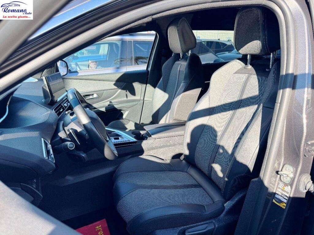 PEUGEOT - 5008  1.5 bluehdi Allure Pack 130cv eat8#7 POSTI!