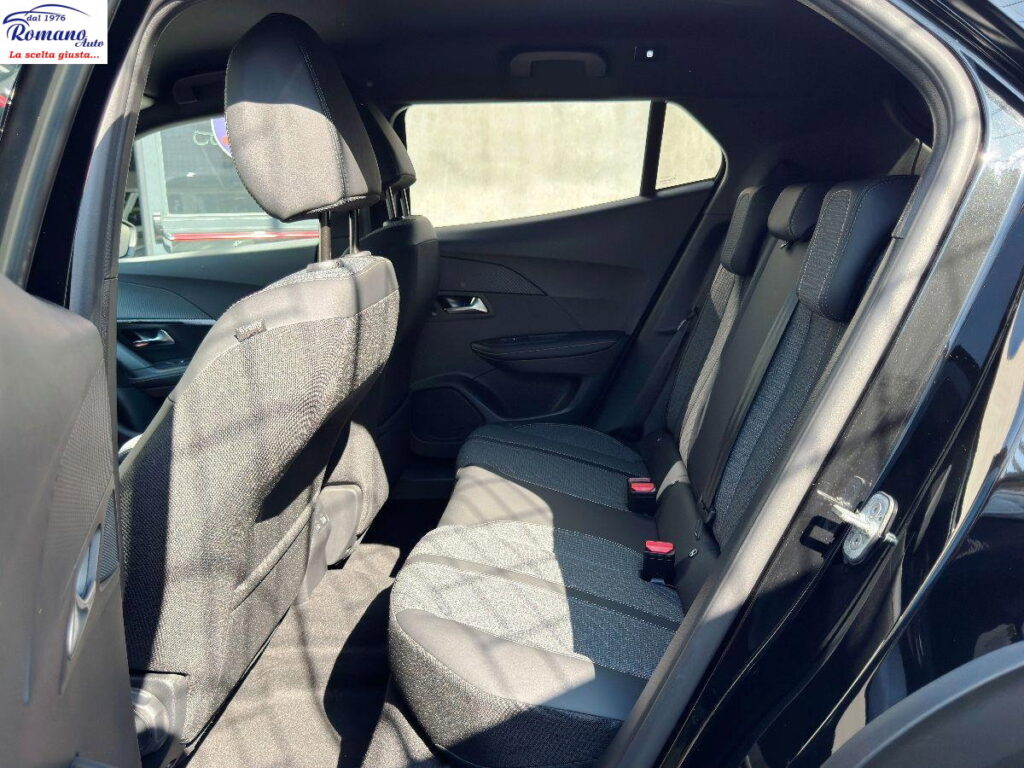 NEW PEUGEOT - 2008 - PureTech 100 Allure#RETROCAMERA!