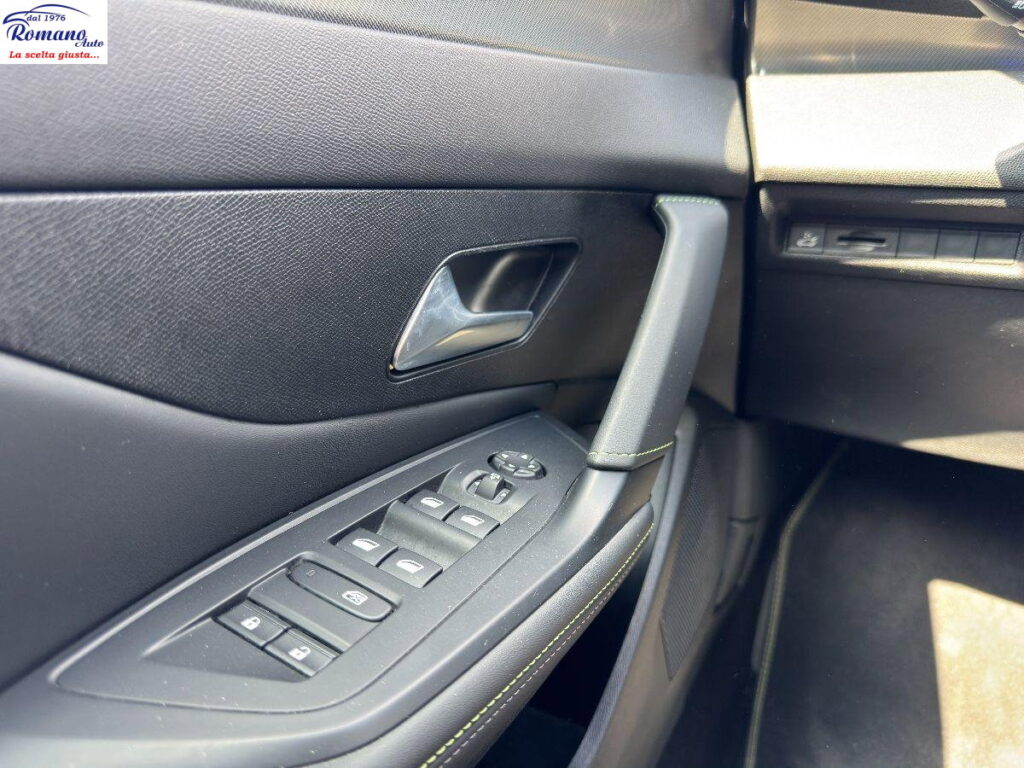 NEW 408 Hybrid 136 e-DCS6 GT