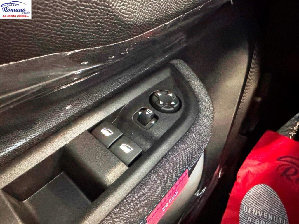 NEW CITROEN - C3 - PureTech 100  Plus#CARPLAY!