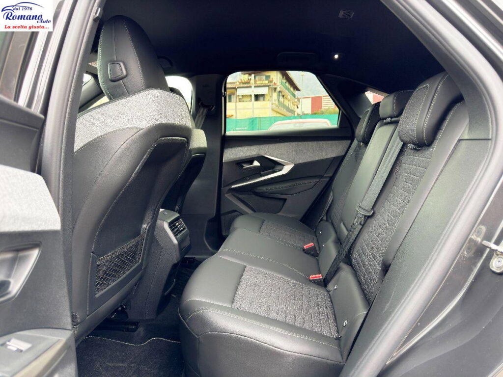 NEW PEUGEOT - 3008  1.2 hybrid GT 136cv e-dcs6