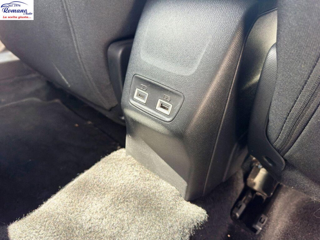 NEW PEUGEOT - 2008  1.5 bluehdi Allure 130 eat8#RETROCAMERA!