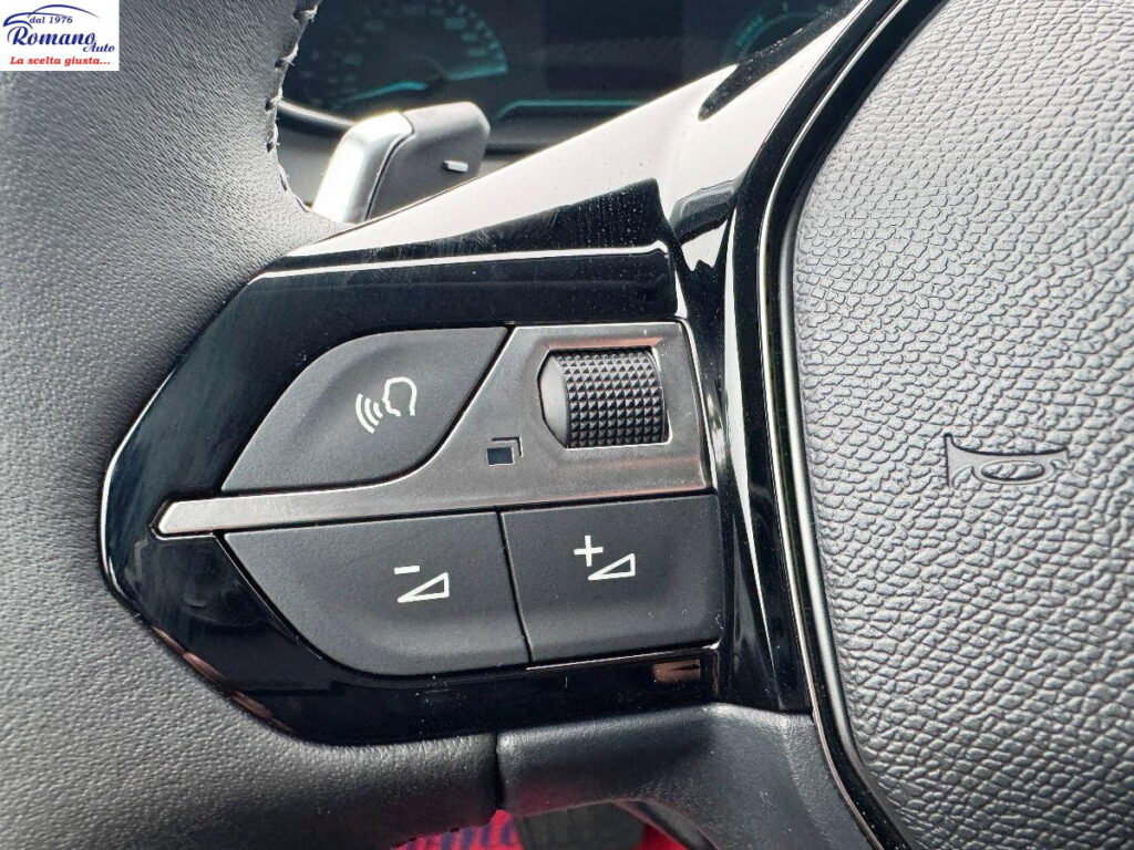 NEW Peugeot 208 1.2 Hybrid 110cv e-DCS6 Style#2 ANNI GARANZIA PEUGEO!