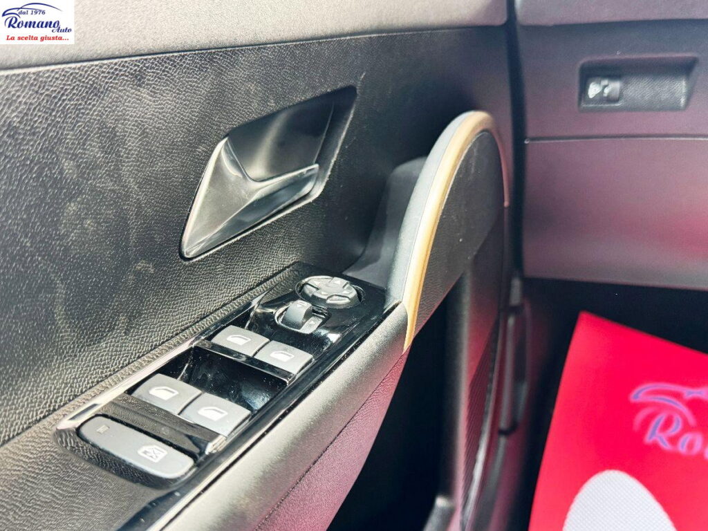 NEW LANCIA - Ypsilon  1.2 mhev LX 100cv e-dct#RETROCAMERA