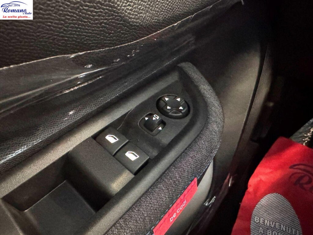 NEW CITROEN - C3 - PureTech 100  Plus#CARPLAY!