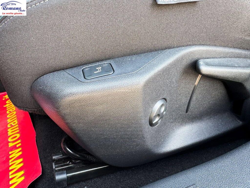 PEUGEOT - 308 SW - 308 PureTech Turbo 130 SW Allure#RETROCAMERA!