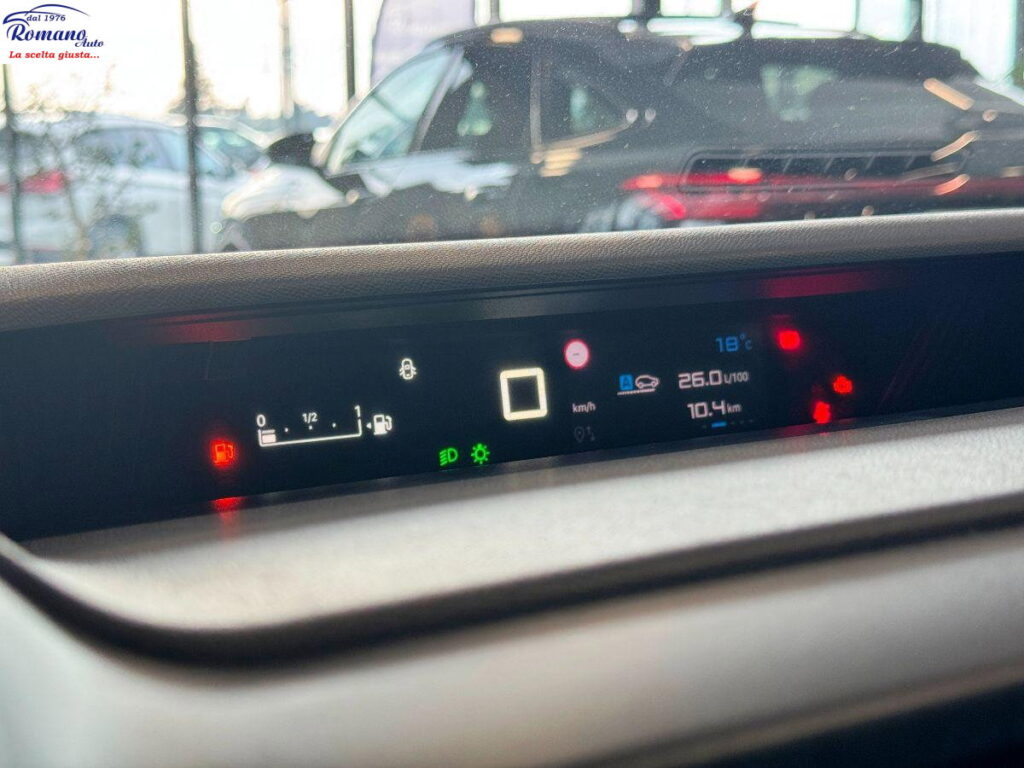 NEW CITROEN - C3 - PureTech 100  Plus#CARPLAY!