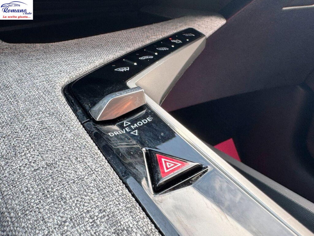 NEW PEUGEOT - 3008  1.2 hybrid Allure 145cv e-dcs6#RETROCAMERA ANT/POST!