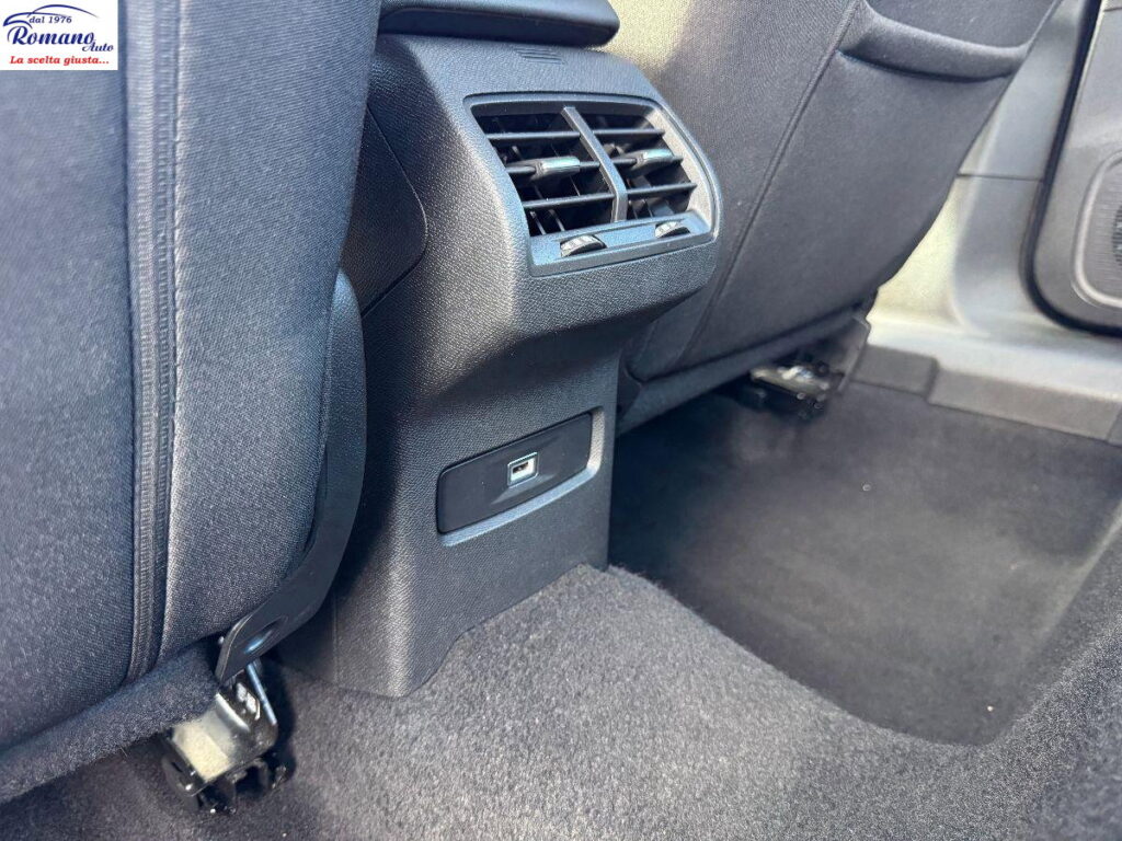 Citroen C4 X BlueHDI 130 EAT8 PLUS#CARPLAY!RETROCAMERA!CERCHI R18&Acirc;&deg;!