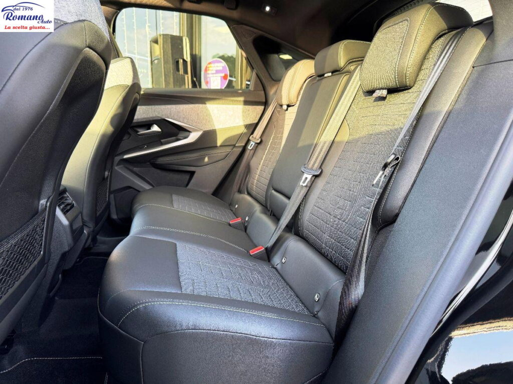 NEW PEUGEOT - 3008  1.2 hybrid GT 136cv e-dcs6#TETTO APRIBILE!PACK VISION!