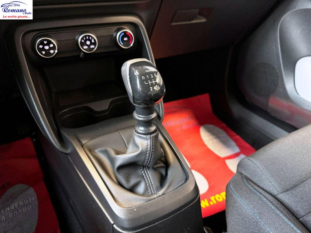 NEW CITROEN - C3 - PureTech 100  Plus#CARPLAY!