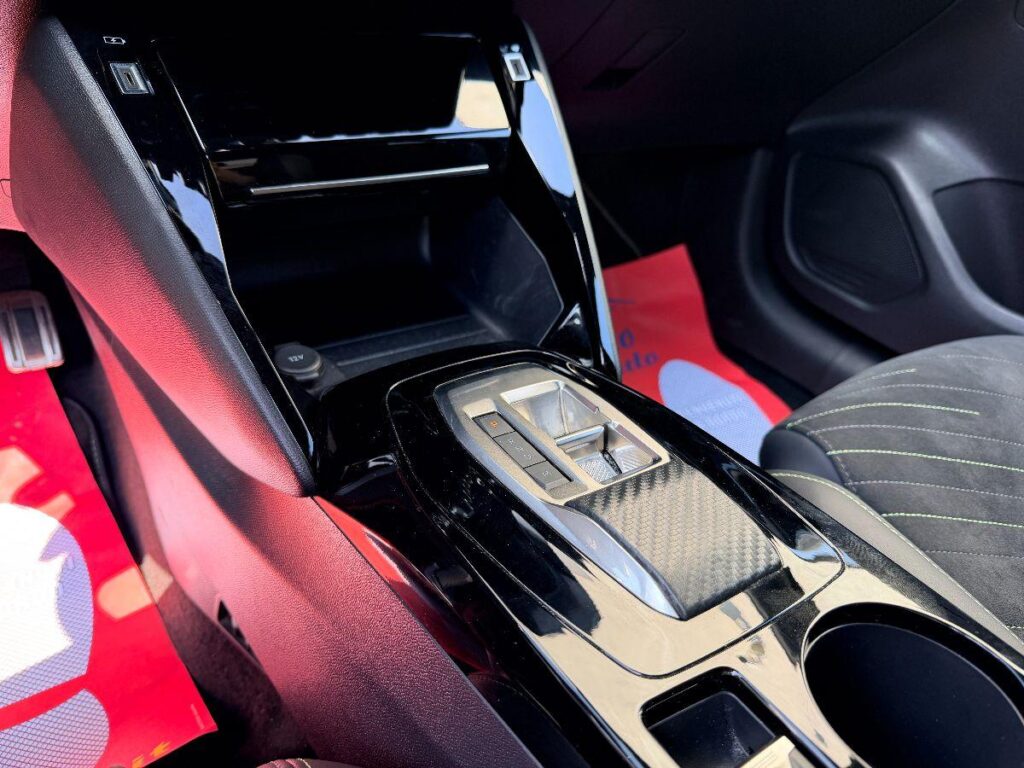 NEW PEUGEOT - 208  1.2 hybrid GT 145cv e-dcs 6#RETROCAMERA!