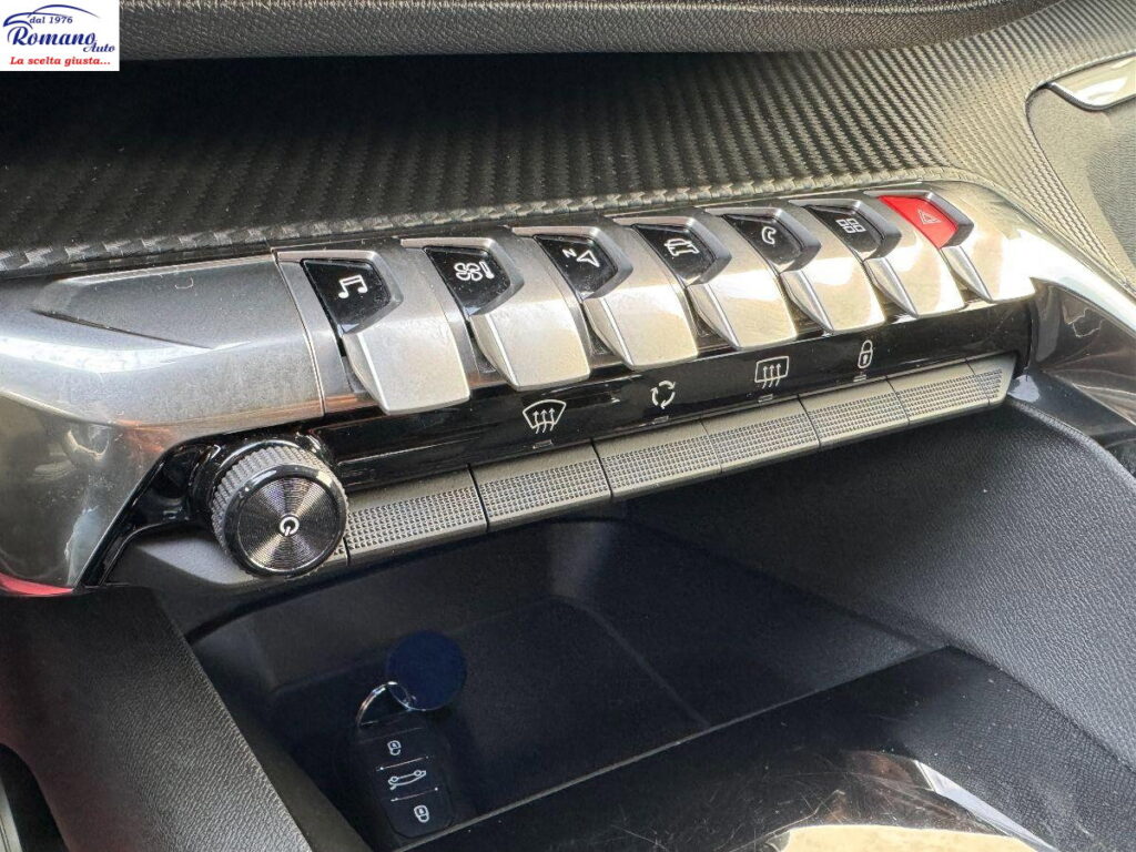 PEUGEOT - 3008 - PureTech Turbo 130 Allure Pack#RETROCAMERA