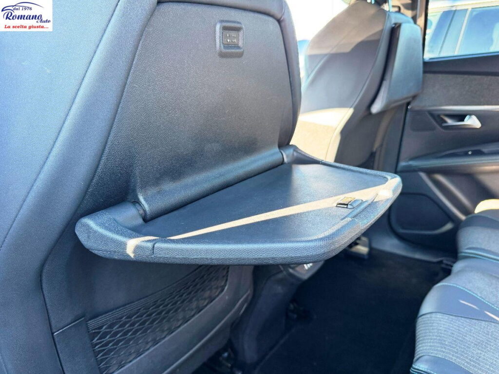 PEUGEOT - 5008  1.5 bluehdi Allure Pack 130cv eat8#7 POSTI!