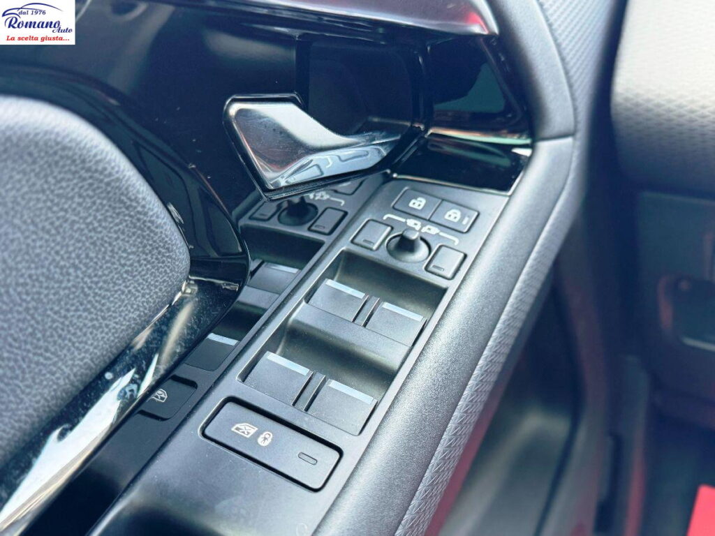 Evoque 2.0d i4 mhev R-Dynamic SE awd 204cv auto#TETTO PANORAMICO!
