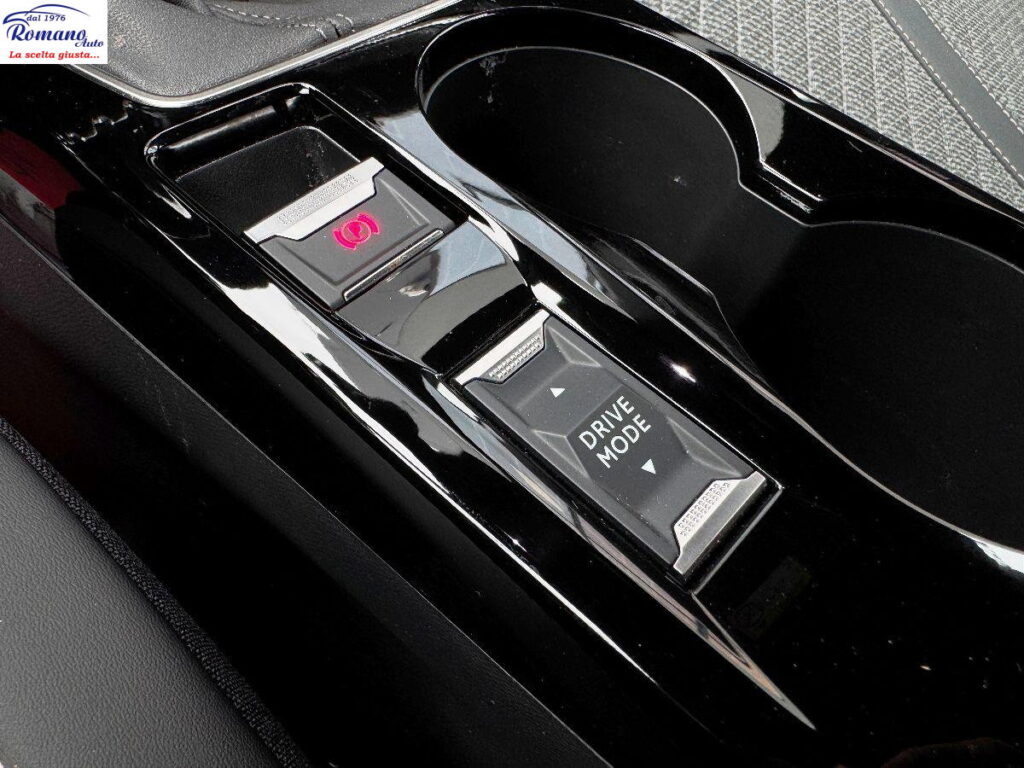 NEW PEUGEOT - 2008 -  PureTech 100 Allure#PACK VISION!