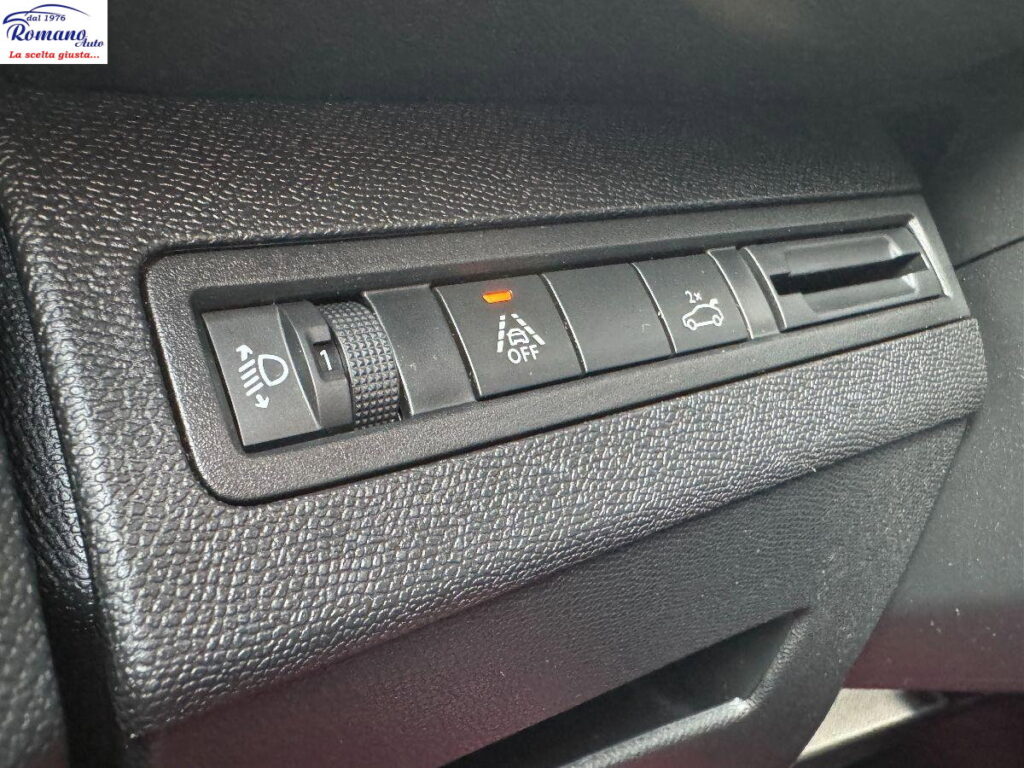 PEUGEOT - 3008 - PureTech Turbo 130 Allure Pack#RETROCAMERA