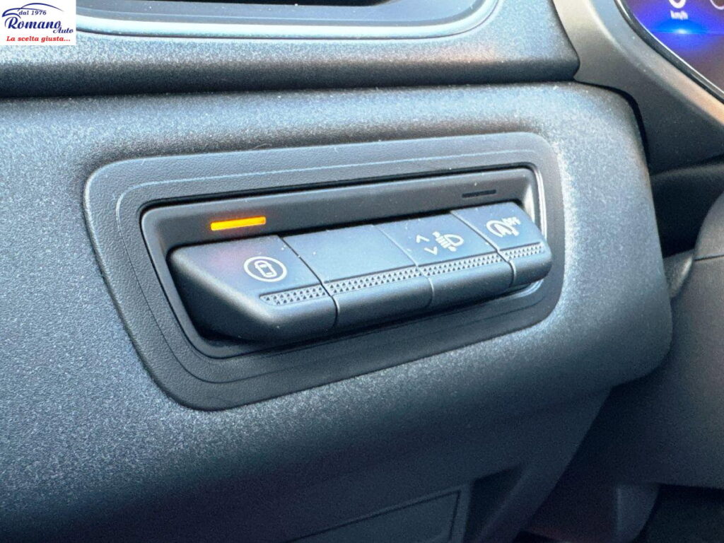 NEW RENAULT - Captur - TCe 90 CV Techno#RETROCAMERA!