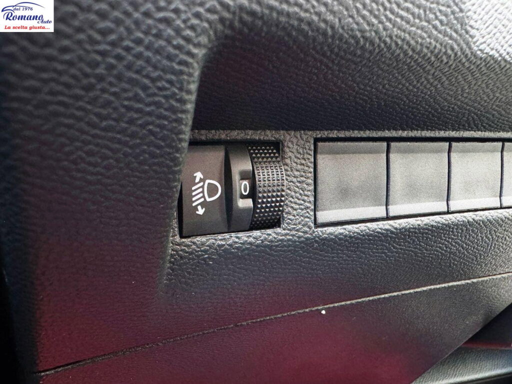 NEW PEUGEOT - 2008 - PureTech 100 Allure#RETROCAMERA!