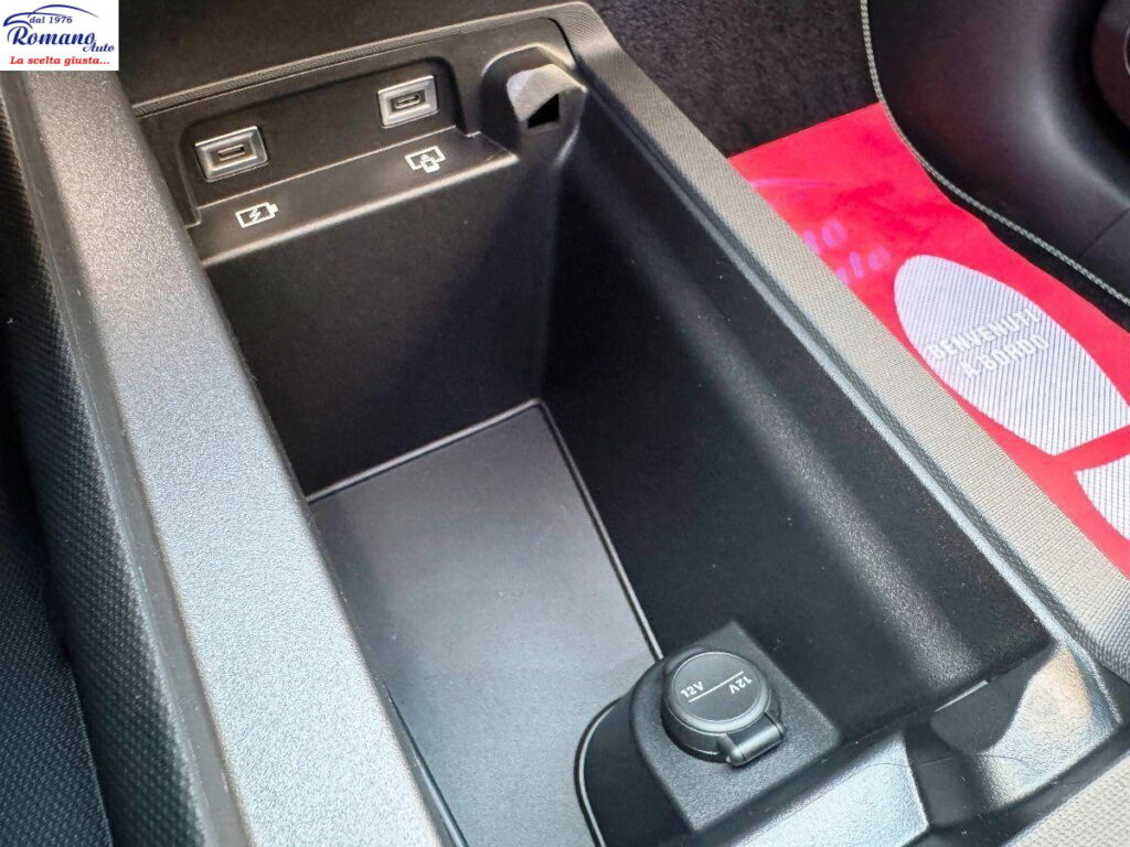 NEW PEUGEOT - 3008  1.2 hybrid GT 136cv e-dcs6#TETTO APRIBILE!