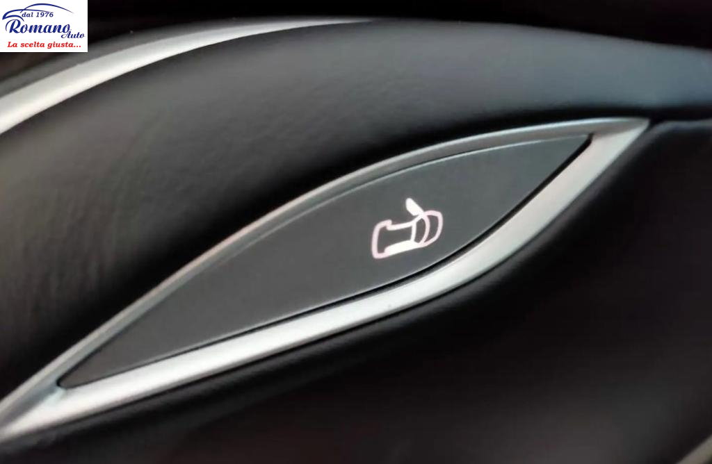 New Ferrari Purosangue 6.5 V12 725cv - Iva Esposta