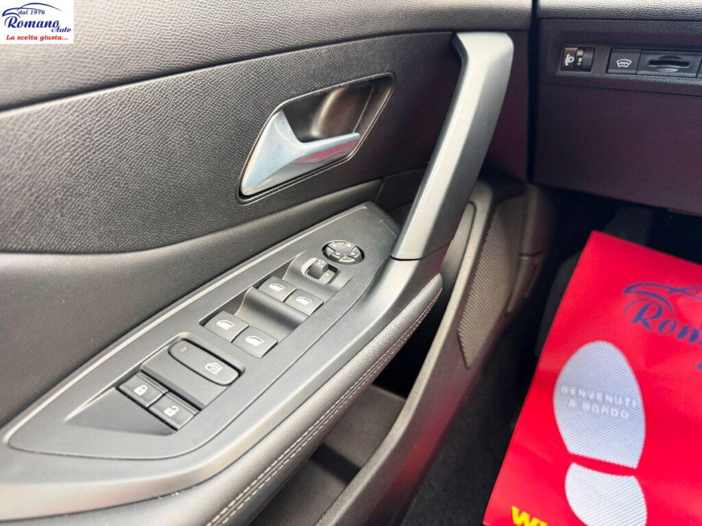 Peugeot 408 1.2 puretech Allure 130cv eat8#RETROCAMERA!