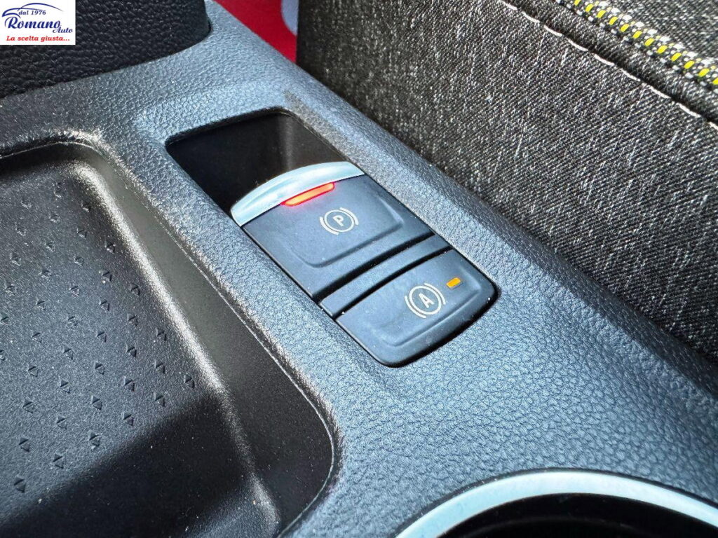 NEW RENAULT - Captur - TCe 90 CV Techno#RETROCAMERA!