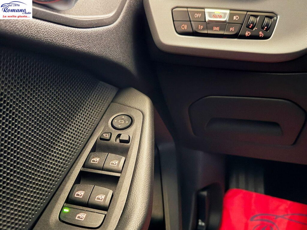 BMW - Serie 1 - 118d 5p. Business Advantage#VIRTUAL COCKPIT!|