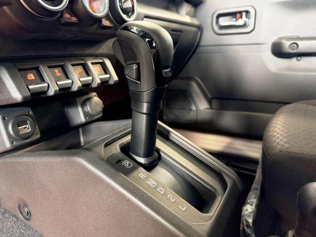 New Suzuki Jimny 1.5 102CV GLX 5P