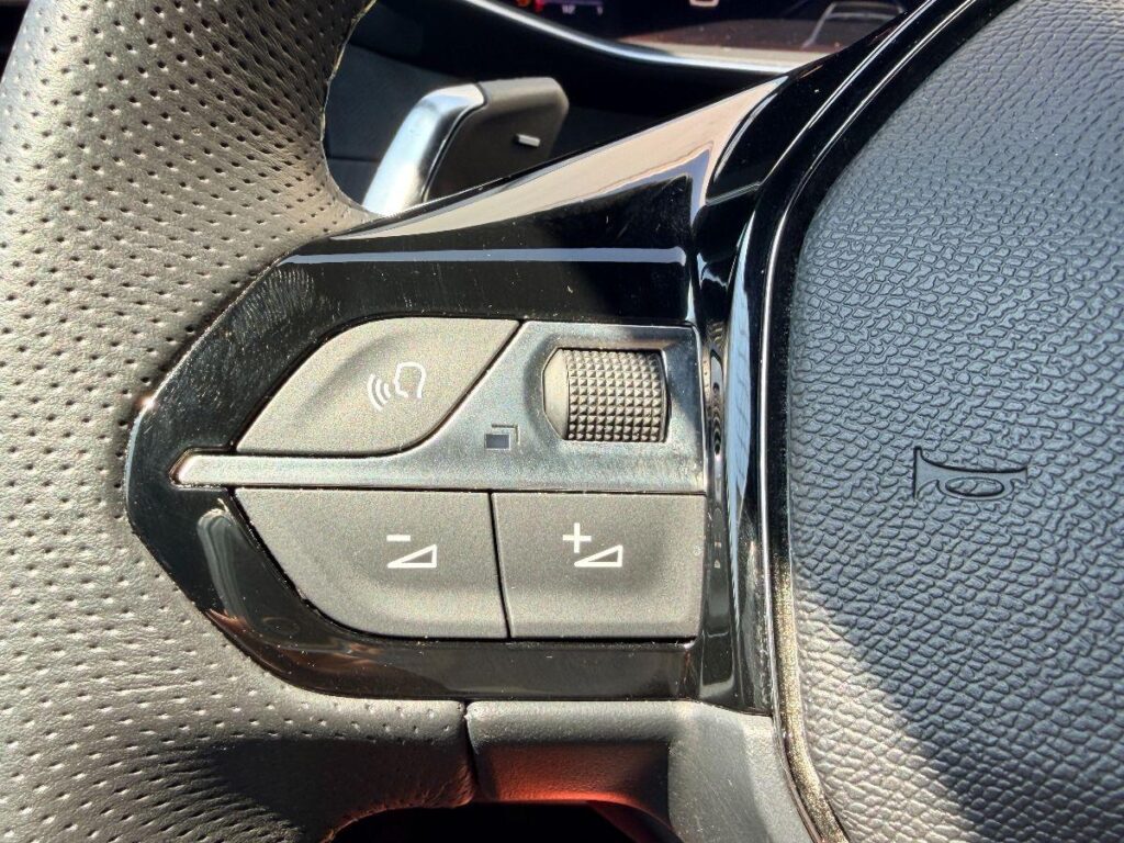 NEW PEUGEOT - 208  1.2 hybrid GT 145cv e-dcs 6#RETROCAMERA!