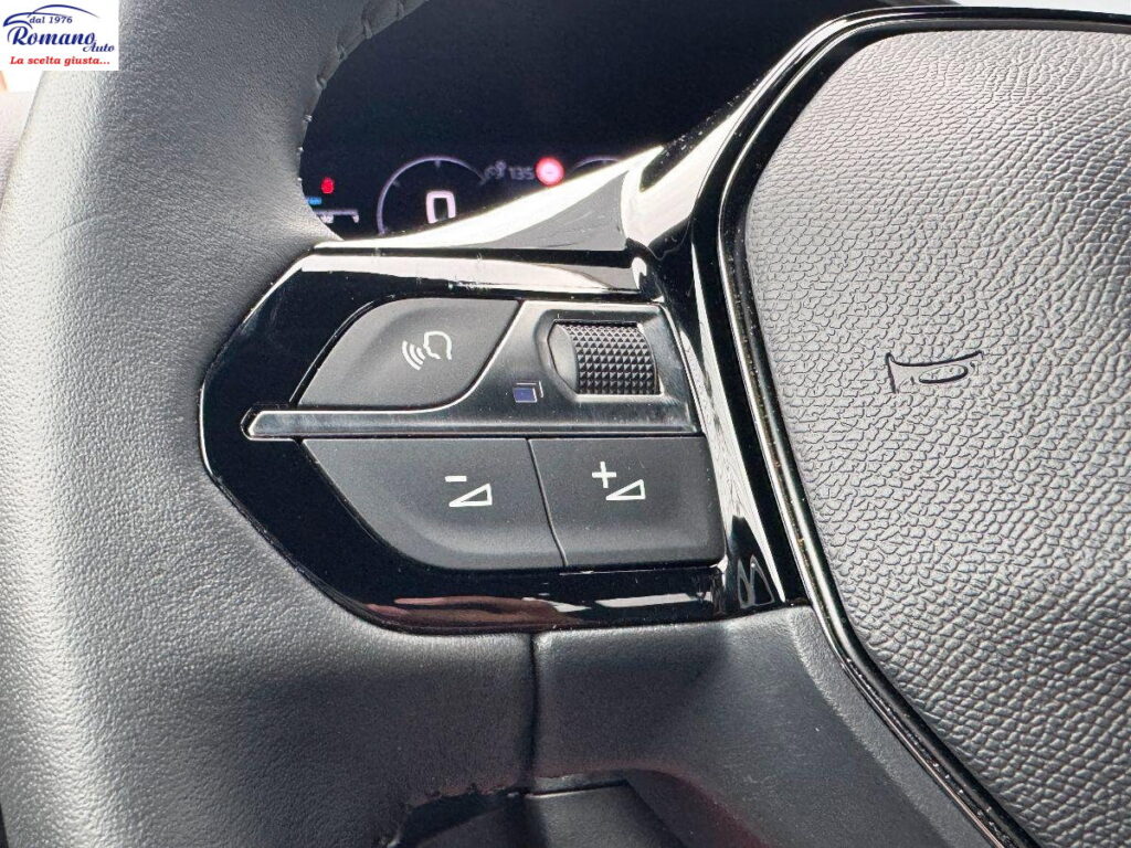 NEW PEUGEOT - 2008 -  PureTech 100 Allure#PACK VISION!