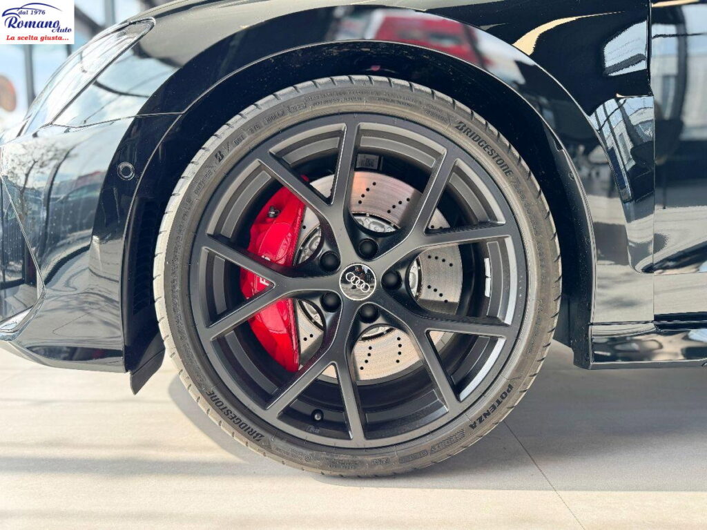 NEW Audi RS3 MY25 TFSI 400CV quattro S tronic#SEDILE A GUSCIO!